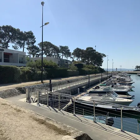 Duplex « le Pirate » 3 Chambres Et Vue Port 펜션
